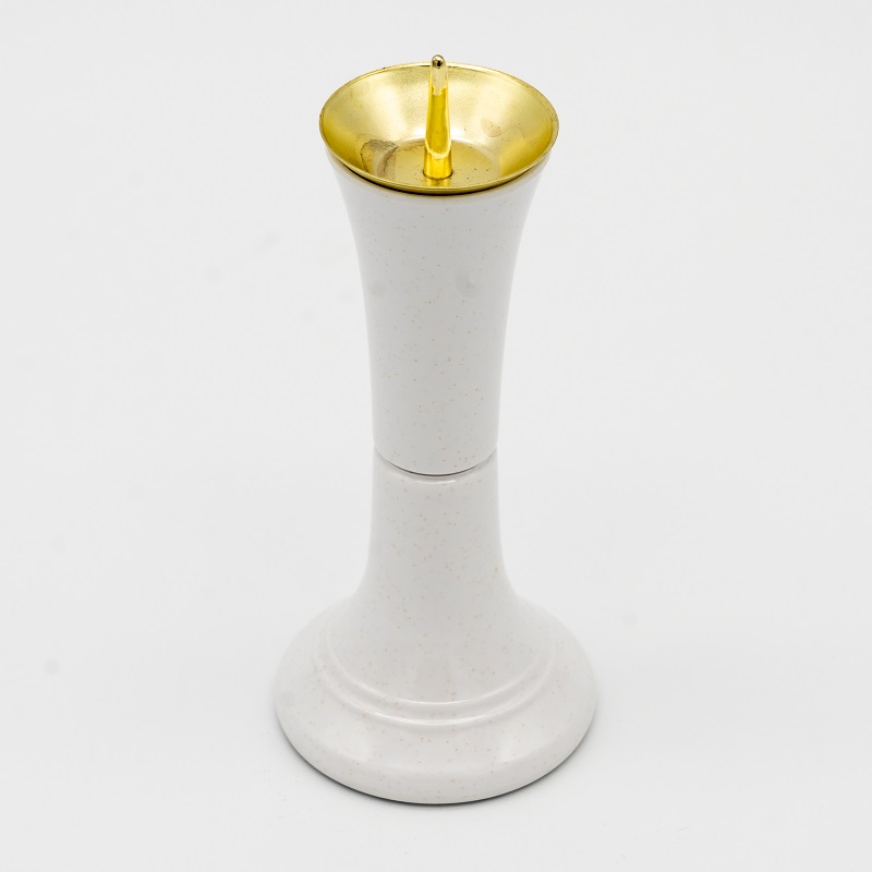 ♦陶磁器 燭台１対 西洋？灯り 飾り 灯明 未使用の美品 コレクション 骨董品 ♢陶磁器 燭台1対 西洋？灯り 飾り 灯明 未使用の美品 コレクション 骨董